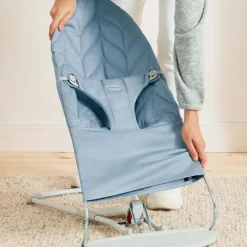 BabyBjorn Espreguiçadeira Bliss Woven Pétala - Azul