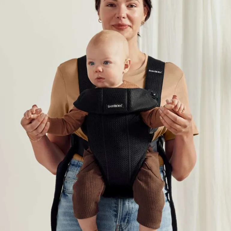 BabyBjorn Mochila Porta Bebé Mini Mesh - Negro