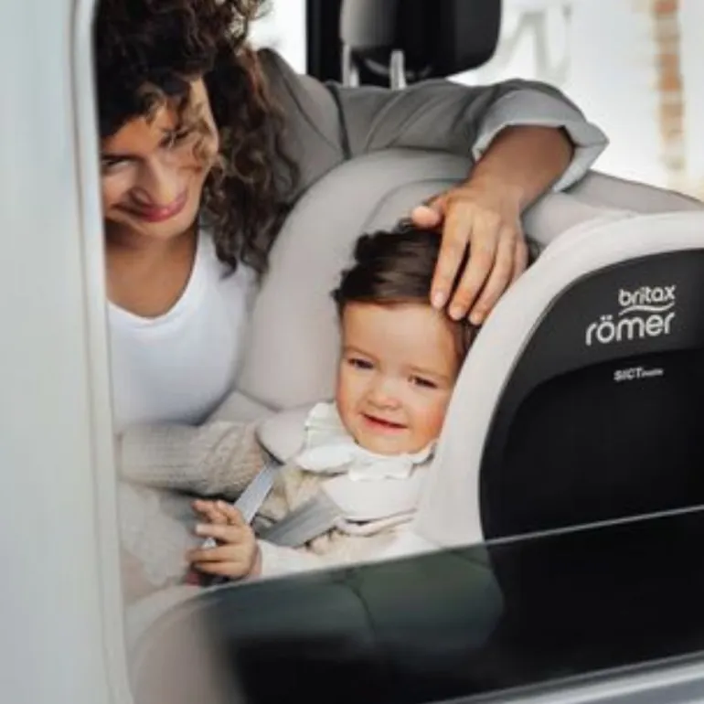 Britax Romer Dualfix Pro M - Lux Urban Olive
