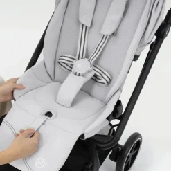 Cybex Eezy S Twist+ 2 Carrinho de Bebé - Magic Black