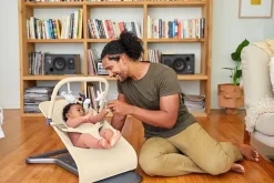 Ergobaby Barra de Brinquedos para Espreguiçadeira Evolve - Maravilhas do Mar Creme