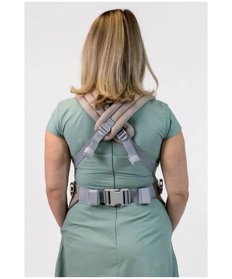 Isara Mochila Portabebé Elite - Caffe Latte