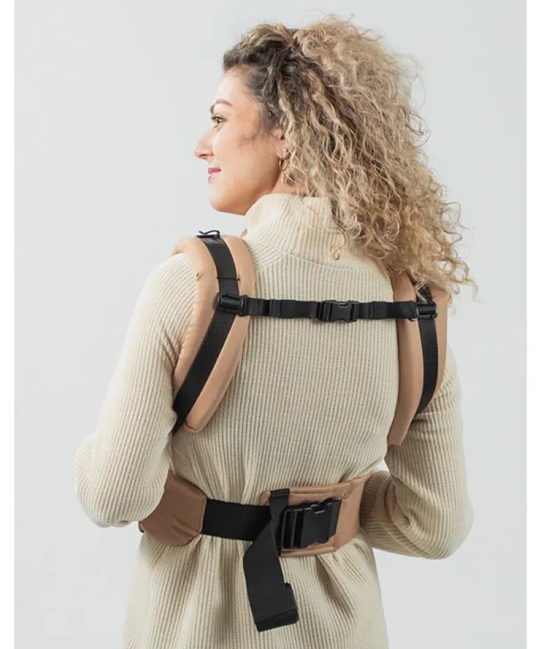 Isara Mochila Portabebé Quick Full Buckle V2 - Macchiato