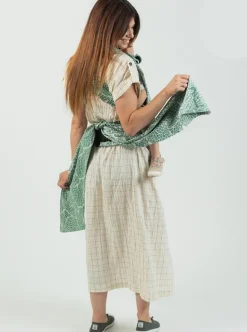 Isara Quick Half Buckle Mochila Portabebé - Majestic Green Forest