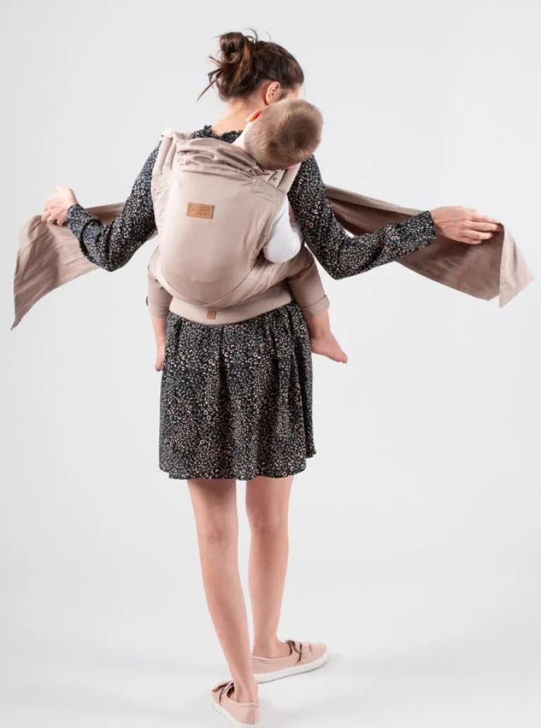 Isara Quick Half Buckle Mochila Portabebé - Caffe Latte