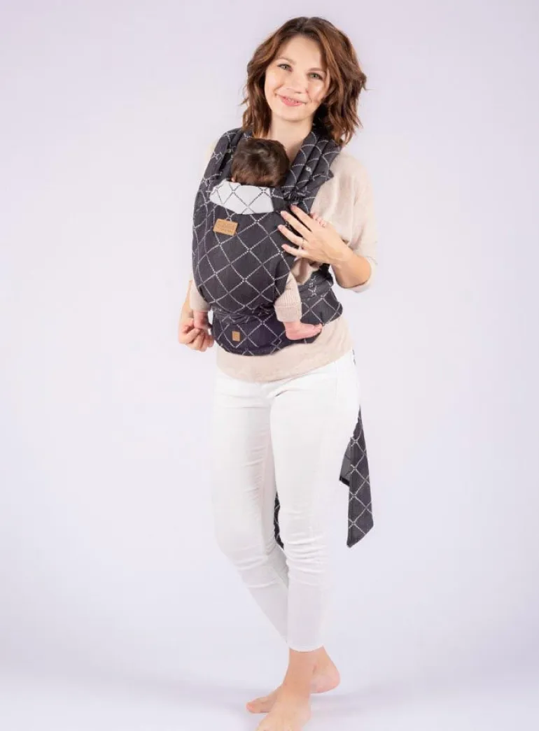 Isara Quick Half Buckle Mochila Portabebé - Diamonda Black