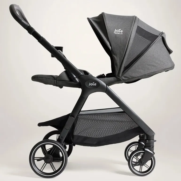 Joie Trio Valora Carrinho de Bebé - Ebony