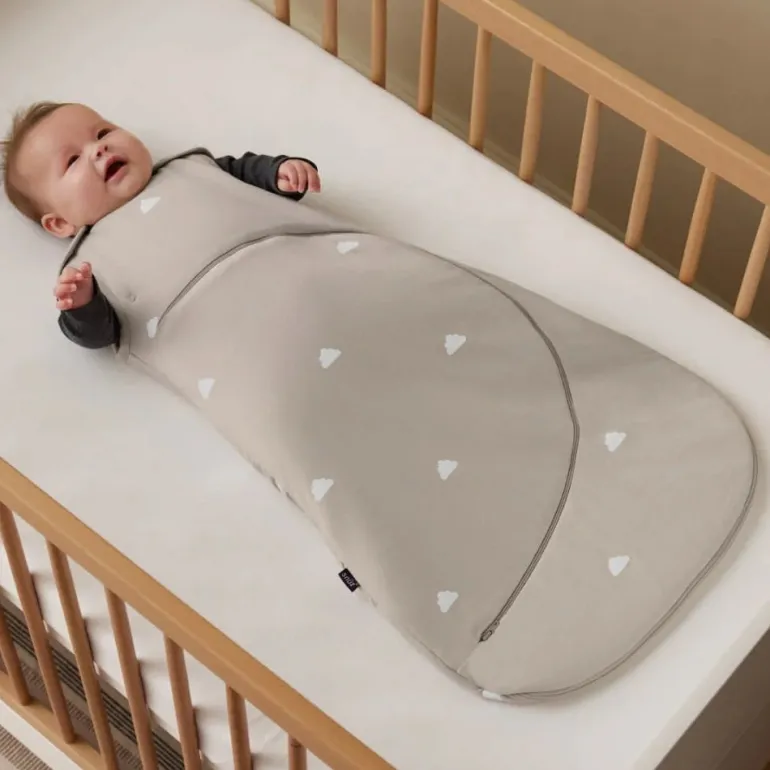 SnuzPouch Saco de dormir 0-6 meses Tog 0.5 - Grey Cloud