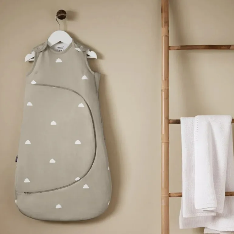 SnuzPouch Saco de dormir 0-6 meses Tog 0.5 - Grey Cloud