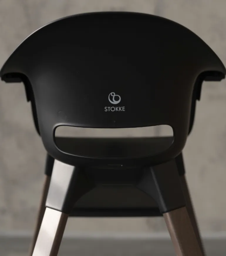 Stokke Clikk Cadeira de Refeição - Black / Warm Brown